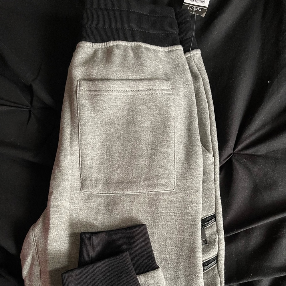 Rue 21 joggers